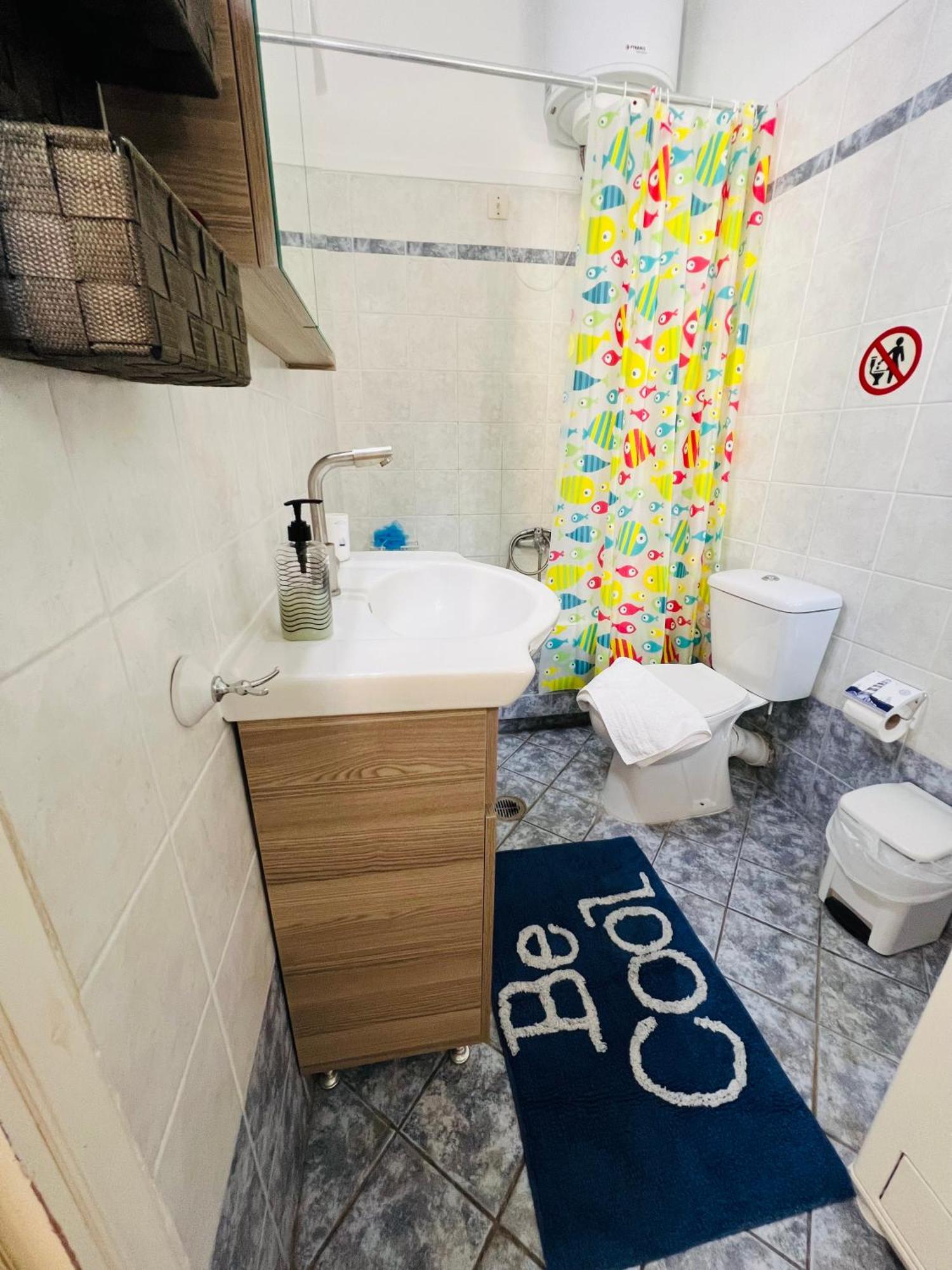 See And City Apartment Aigio Esterno foto